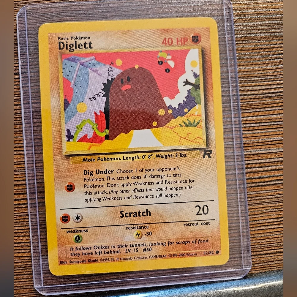 Diglett 52/82 Rocket Pokémon Card